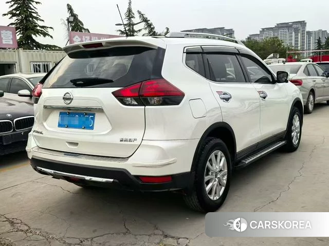 Nissan Qijun id 4272441 из Китая 8