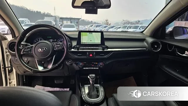 Kia Come New K3 id 3489697 из Кореи 18