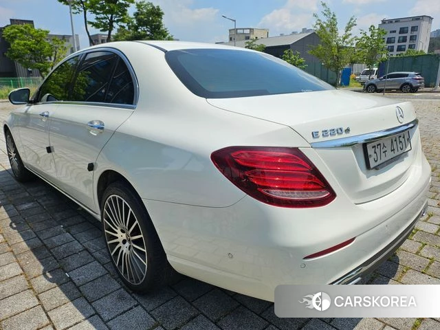 Mercedes-Benz E-Class W213 id 4390486 из Кореи 18