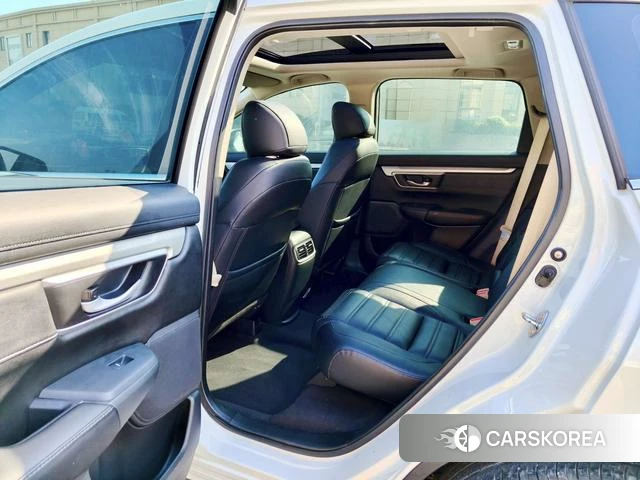 Honda CR-V id 4290615 из Китая 8