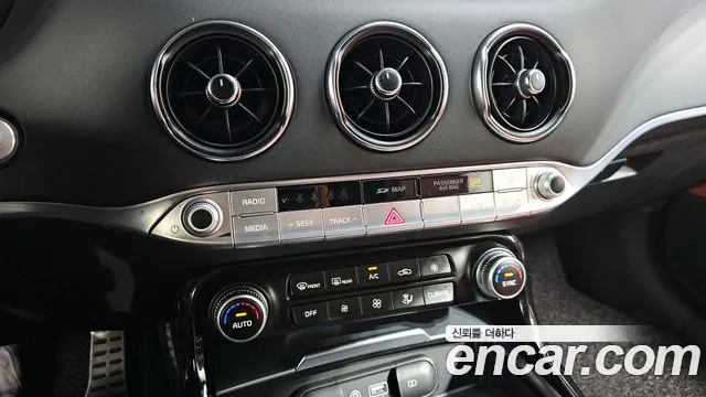 Kia Stinger id 2638676 из Кореи 18