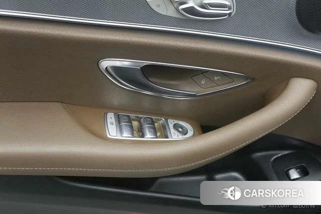 Mercedes-Benz E-class (imported) id 4210611 из Китая 22