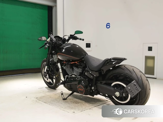 Harley-Davidson Softail FXDRS1870 114 id 4386899 из Японии 8