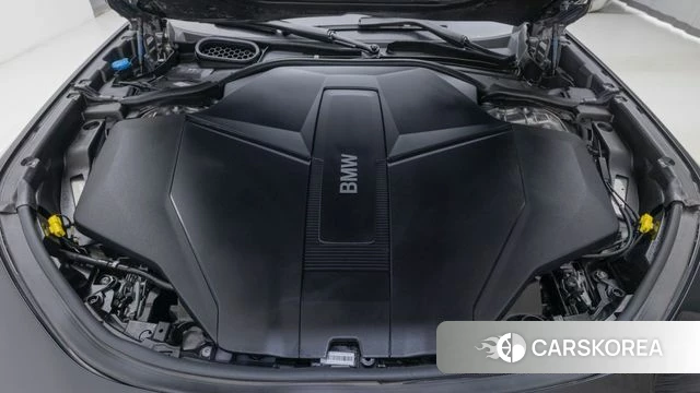 BMW i7 (G70) id 4354040 из Кореи 18