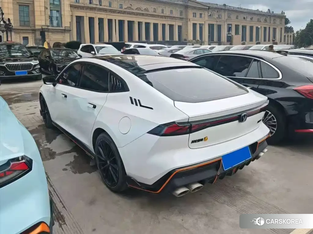 Chang'an UNI-V id 4674339 из Китая 13