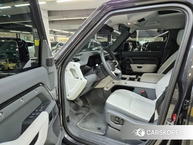 Land Rover Defender (L663) id 3538531 из Кореи 18