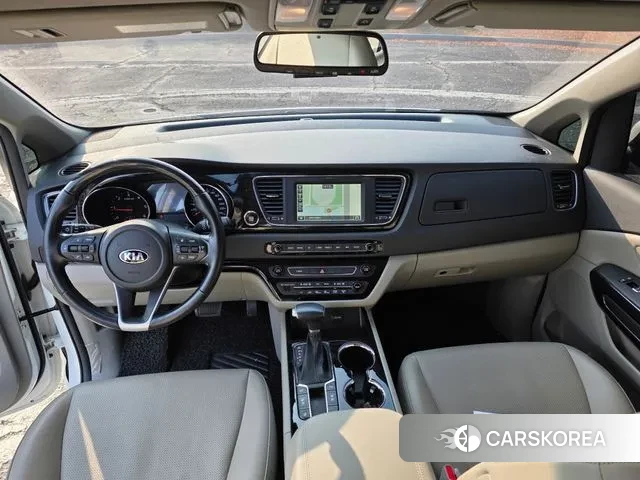 Kia The New Carnival id 3402682 из Кореи 18