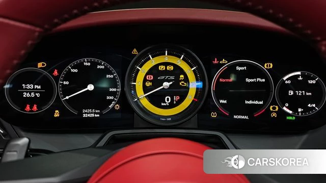 Porsche 911(992) id 4871521 из Кореи 18