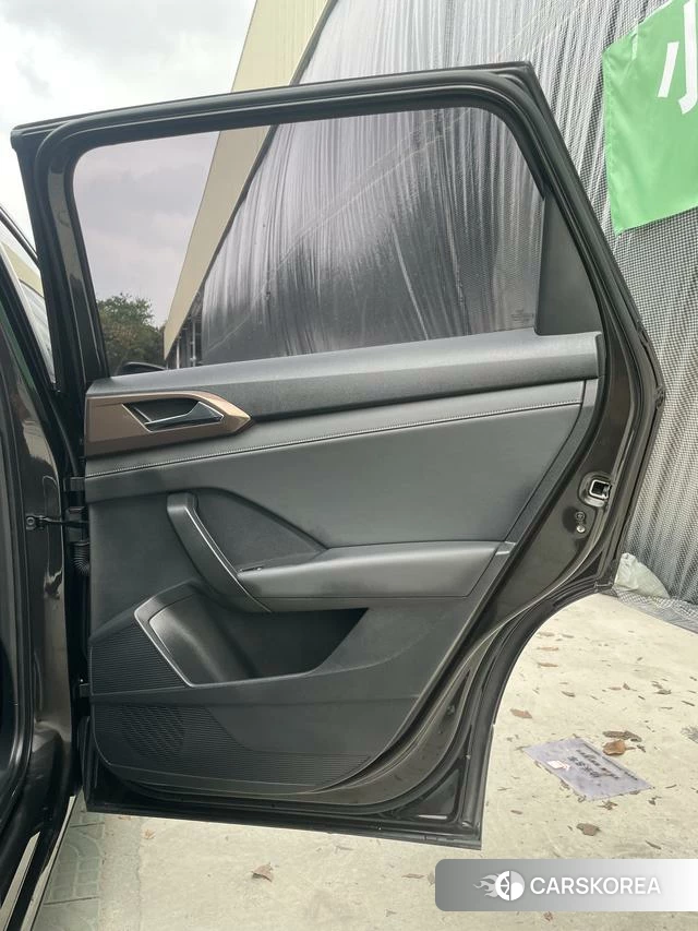 Volkswagen Tuyue id 4273654 из Китая 26