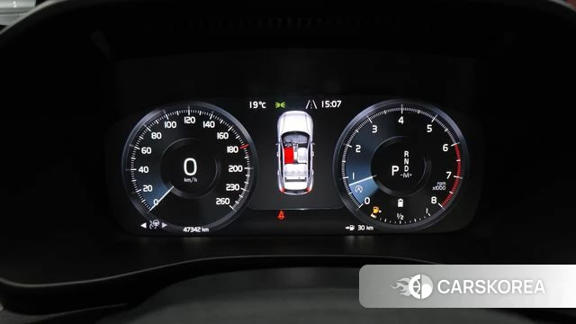 Volvo XC40 id 3833641 из Кореи 18