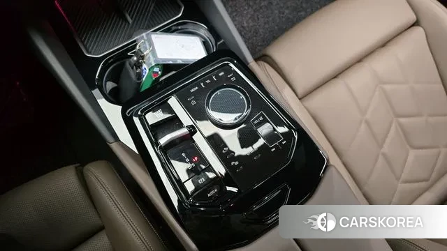 BMW 5 Series (G60) id 3502496 из Кореи 18