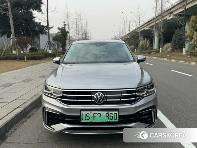 Volkswagen Tiguan L PHEV id 4260094 из Китая 10