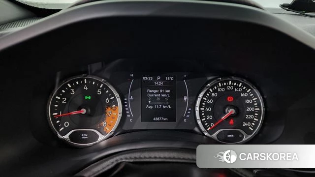 Jeep Renegade id 3829026 из Кореи 18