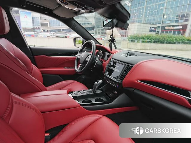 Maserati Levante id 4212687 из Китая 12
