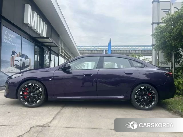 BMW 2 series id 4236654 из Китая 10
