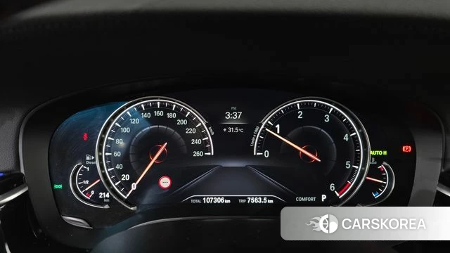 BMW 5 Series (G30) id 4620514 из Кореи 31