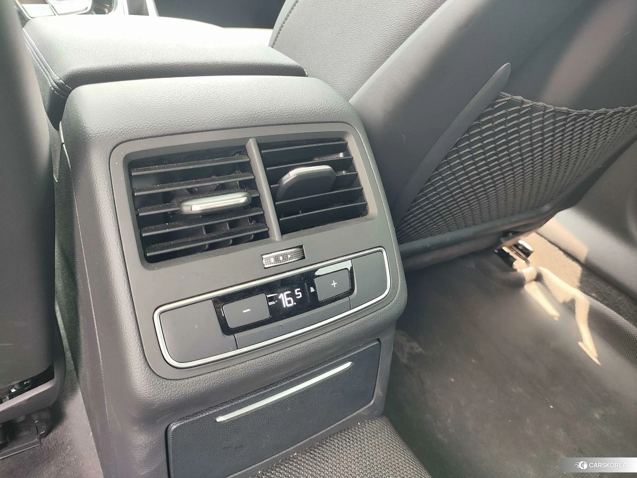 Audi A4L id 4515039 из Китая 13