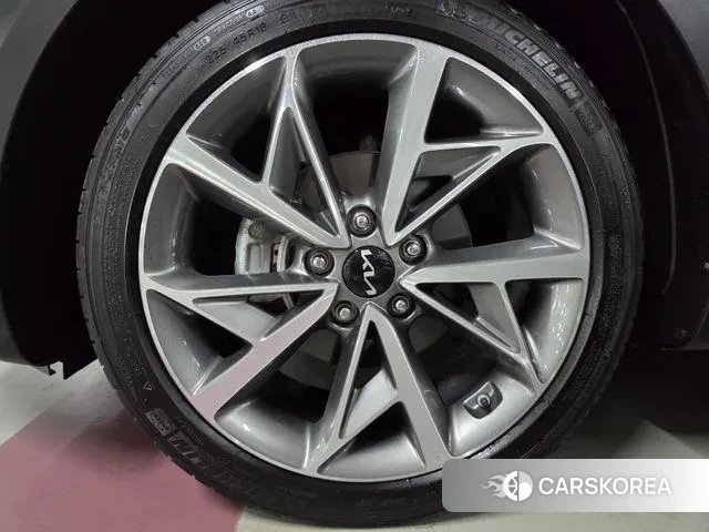 Kia The New Niro id 2969807 из Кореи 17