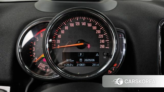 Mini Cooper SD Countryman id 4284698 из Кореи 18
