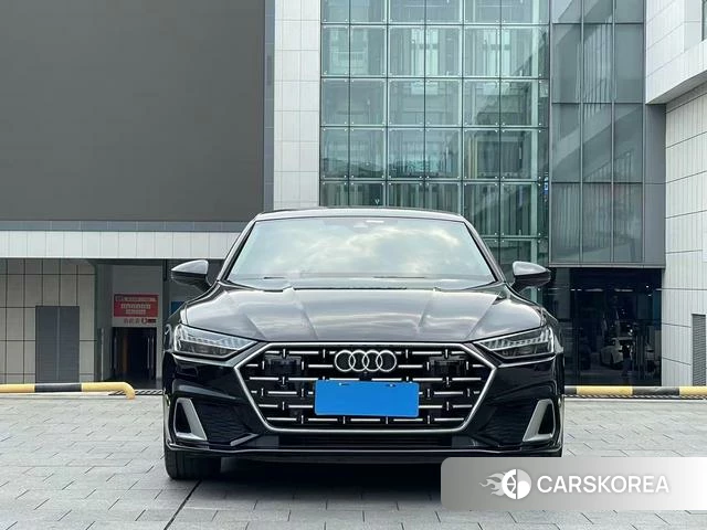 Audi A7L id 4366101 из Китая 13