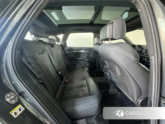 Audi Q5L id 4271794 из Китая 16