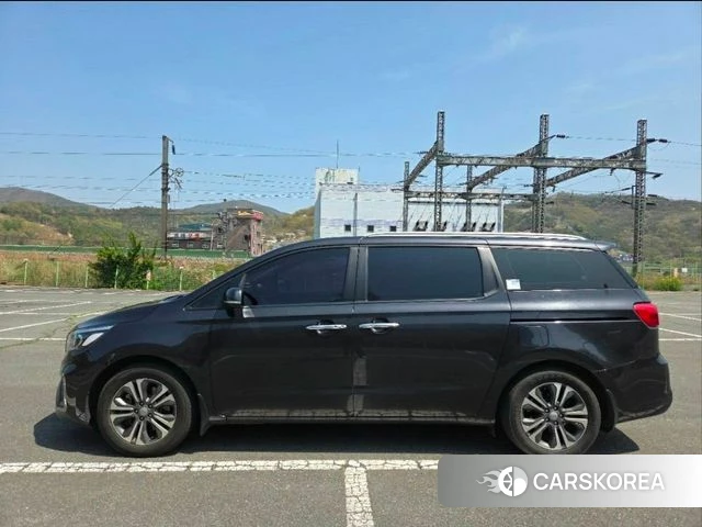 Kia The New Carnival id 4269486 из Кореи 12
