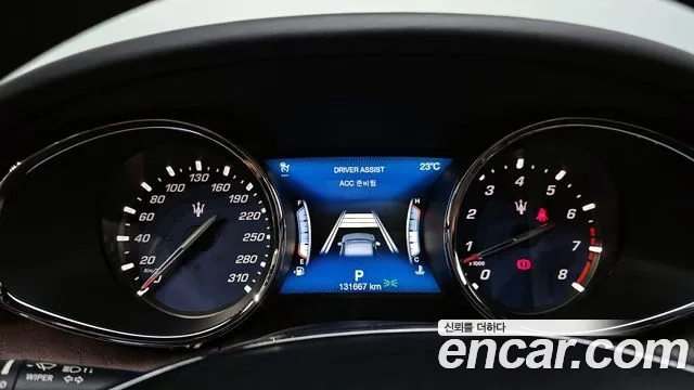 Maserati Quattroporte id 2860581 из Кореи 18