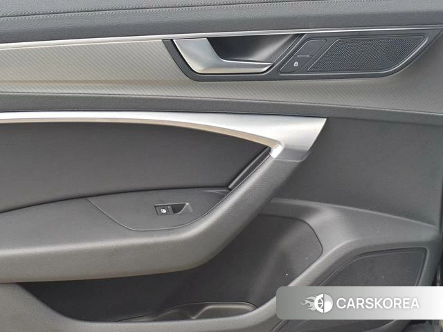 Audi A6L id 4253958 из Китая 14