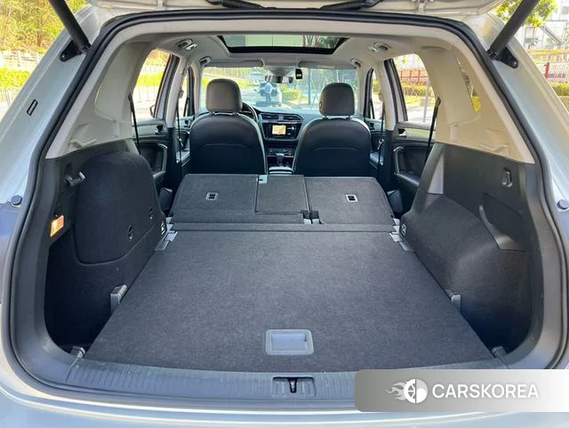 Volkswagen Tiguan L PHEV id 4261735 из Китая 8