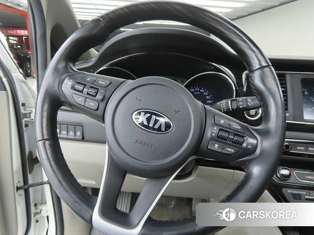 Kia The New Carnival id 4188342 из Кореи 18