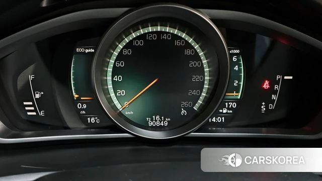 Volvo V40 id 3905830 из Кореи 18