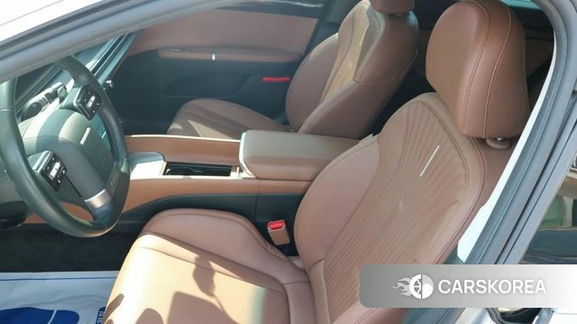 Hyundai Grandeur (GN7) id 3922315 из Кореи 18