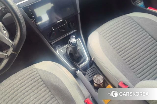 Volkswagen Bora id 4207938 из Китая 15