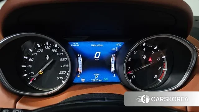 Maserati Levante id 3761017 из Кореи 18