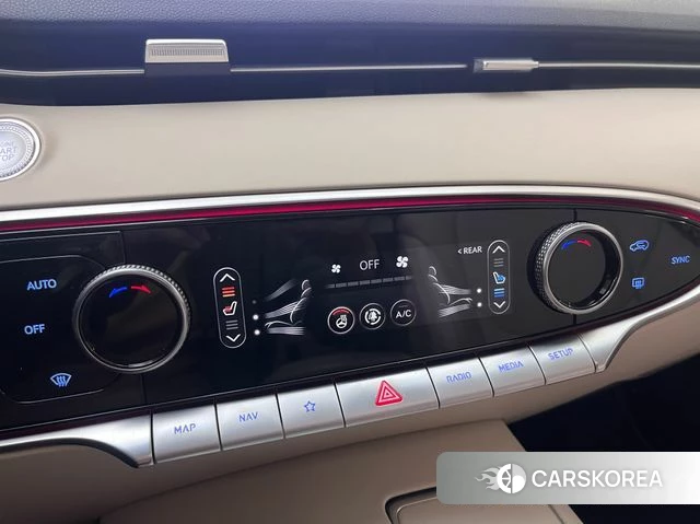 Genesis GV70 id 4298709 из Кореи 18