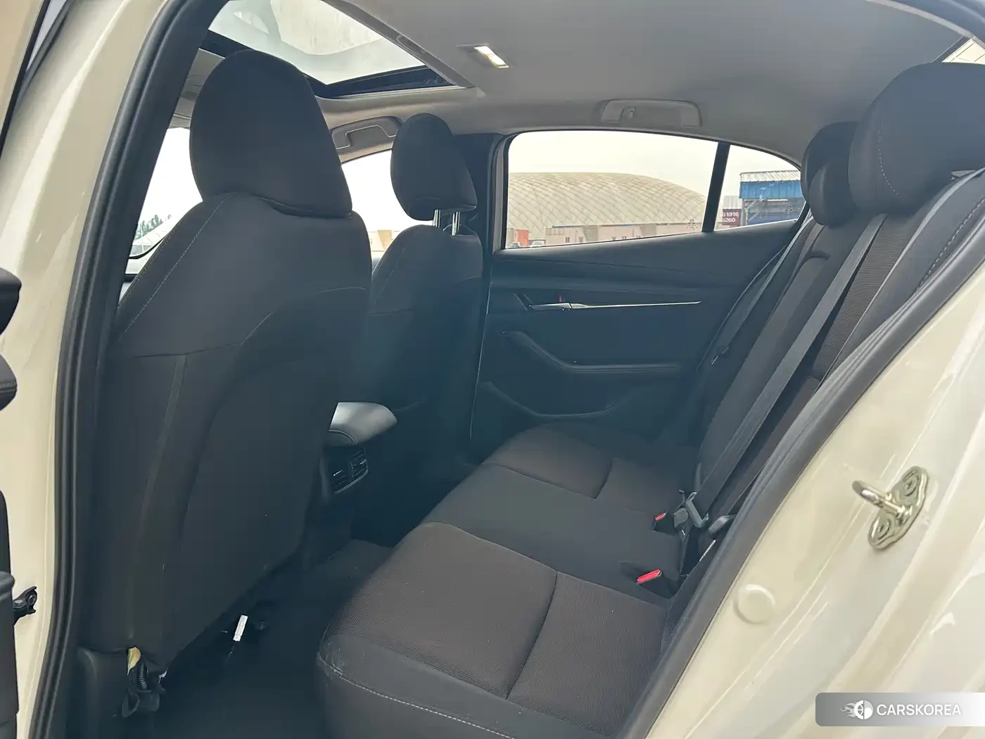 Mazda 3 id 4685868 из Китая 18