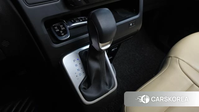 Hyundai Staria id 4315504 из Кореи 31