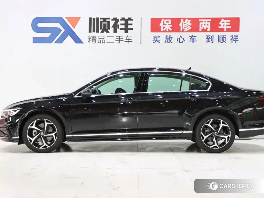 Volkswagen Magotan id 4680436 из Китая 18