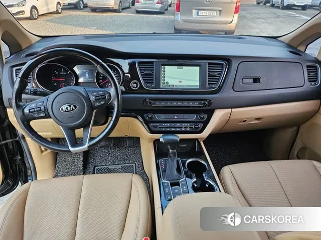 Kia The New Carnival id 3619515 из Кореи 18