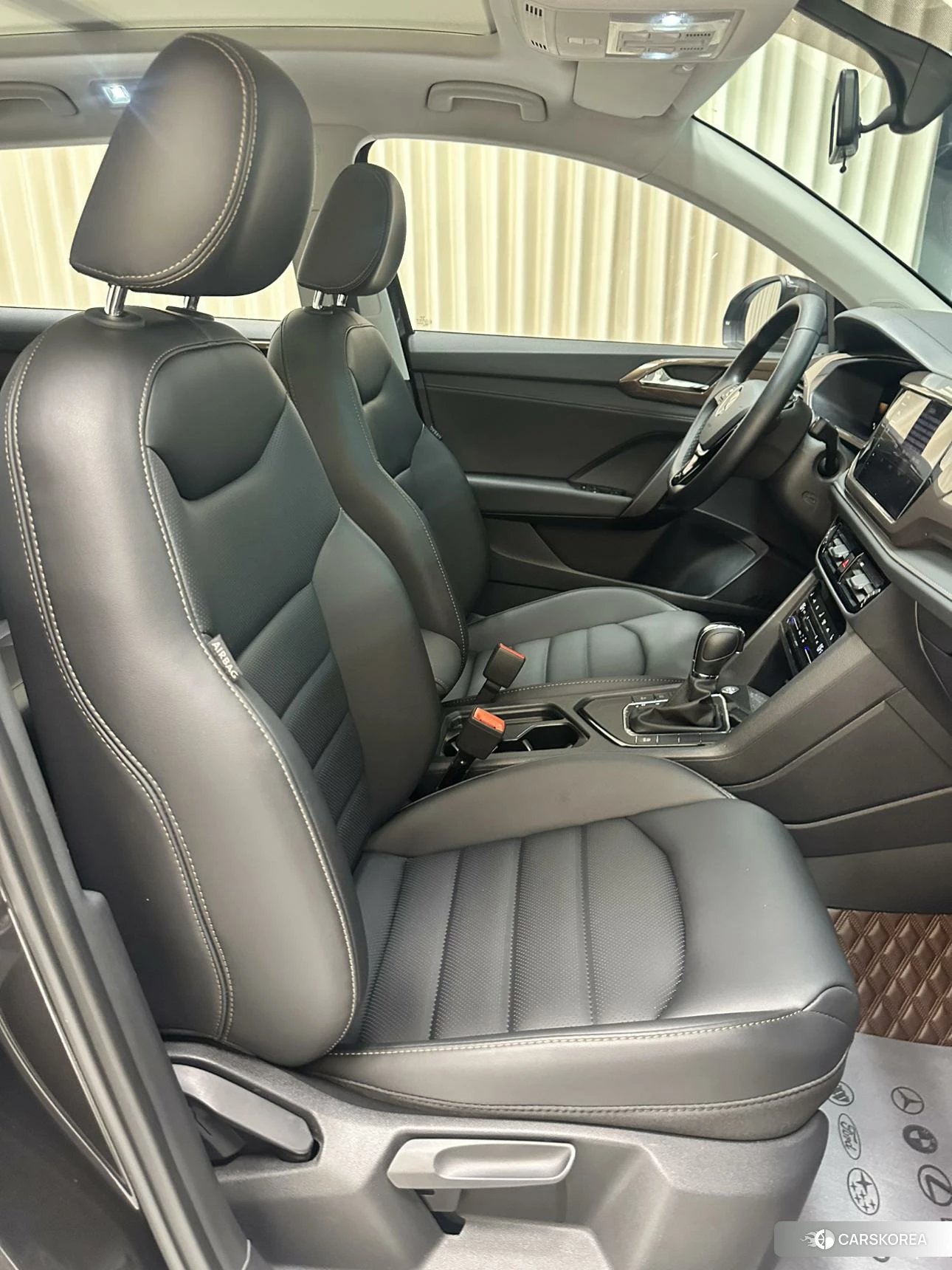 Volkswagen Tuyue id 4462000 из Китая 21