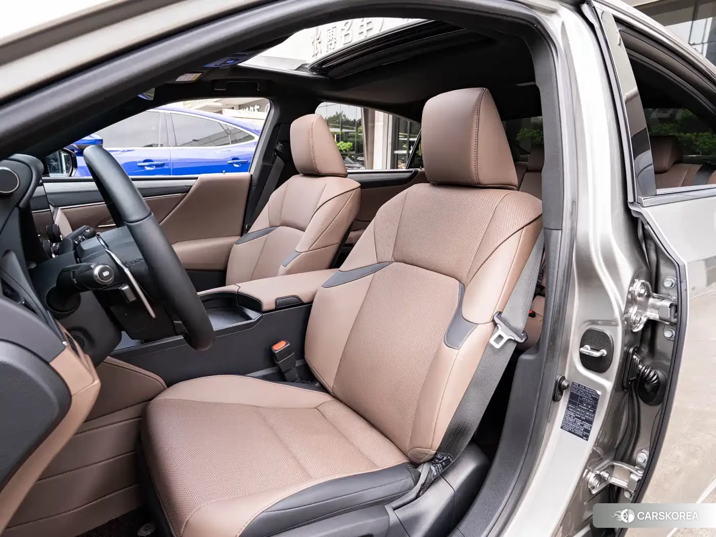 Lexus ES id 4570798 из Китая 18