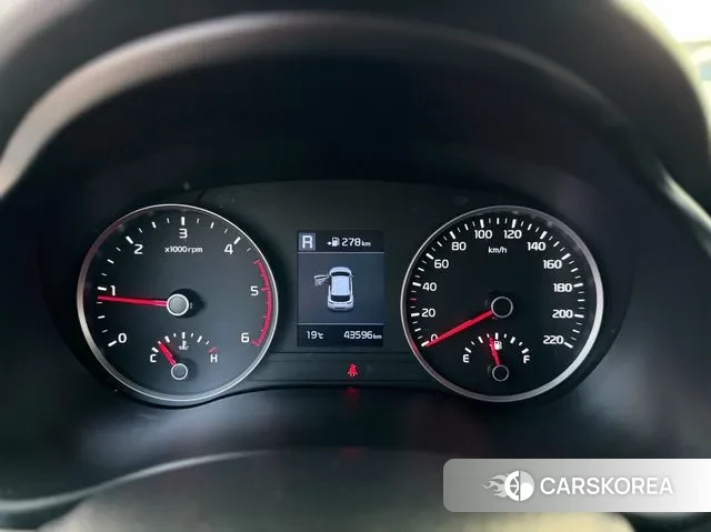 Kia Stonic id 3374771 из Кореи 18