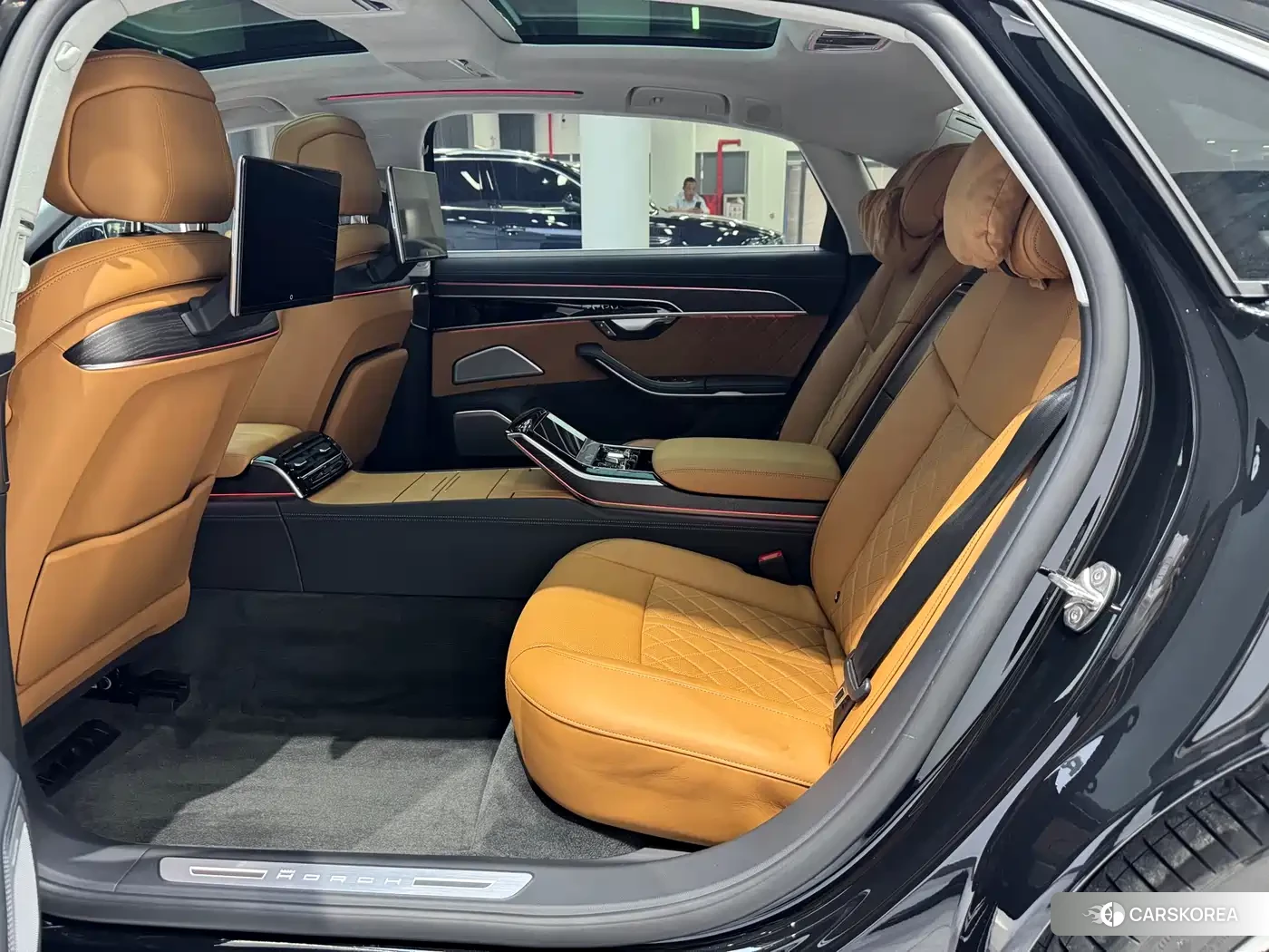 Audi A8 id 4577796 из Китая 18