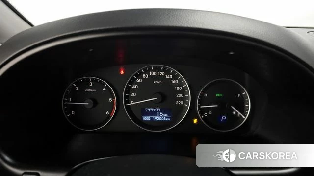 Hyundai The New Grand Starex id 3867316 из Кореи 18