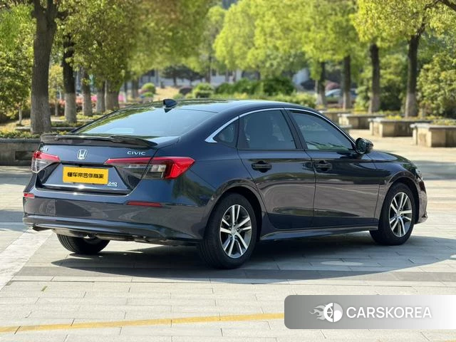 Honda Civic id 4205650 из Китая 18