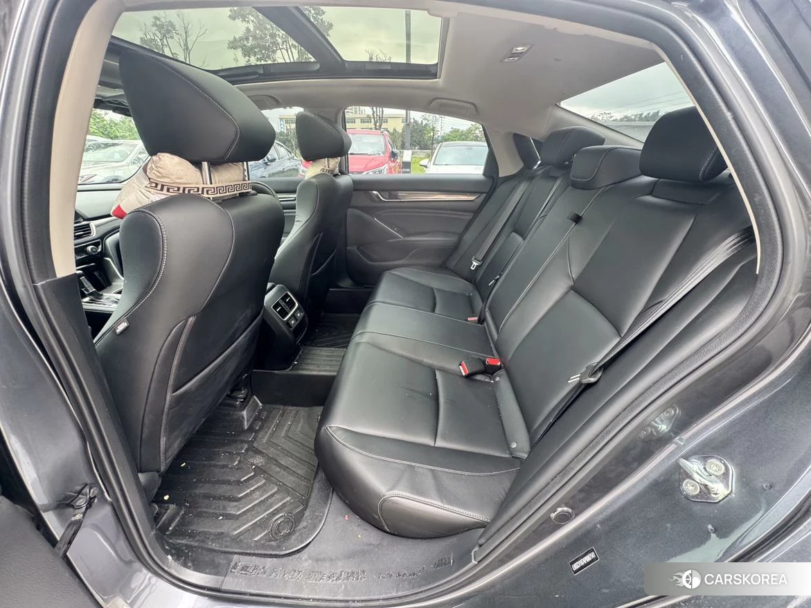 Honda Accord id 4485378 из Китая 8