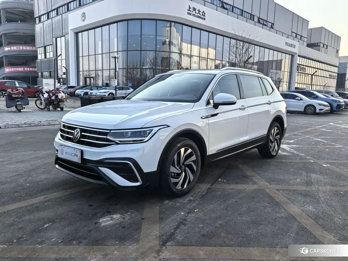 Volkswagen Tiguan L id 4599675 из Китая 8