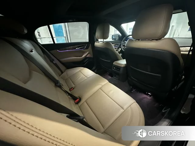 Cadillac CT5 id 4213707 из Китая 18
