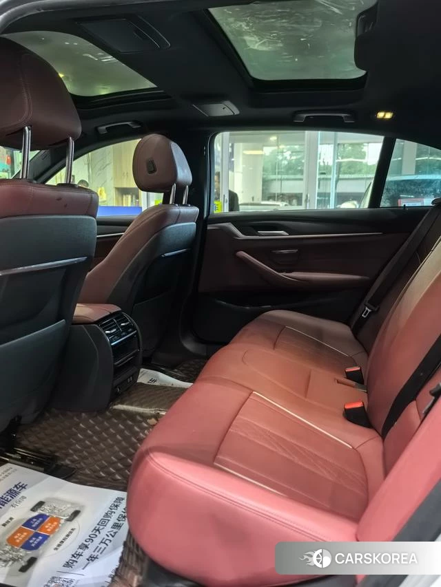 BMW 5 series PHEV id 4258224 из Китая 14