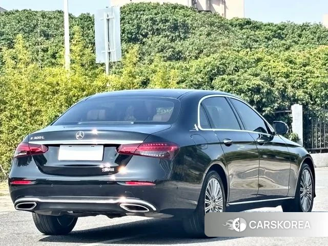 Mercedes-Benz E-class id 4297307 из Китая 8